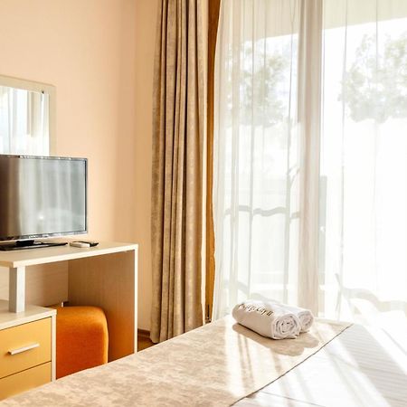 Aparthotel Hotel Prestige City II Primorsko Exterior foto