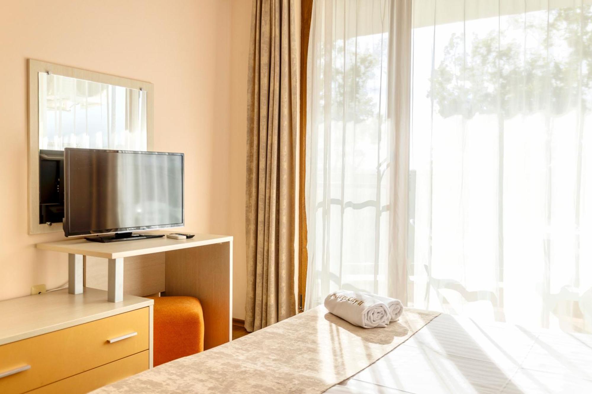 Aparthotel Hotel Prestige City II Primorsko Exterior foto